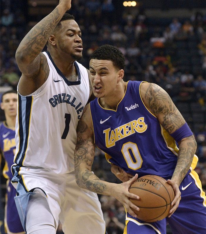 球队内线被 球队内线被