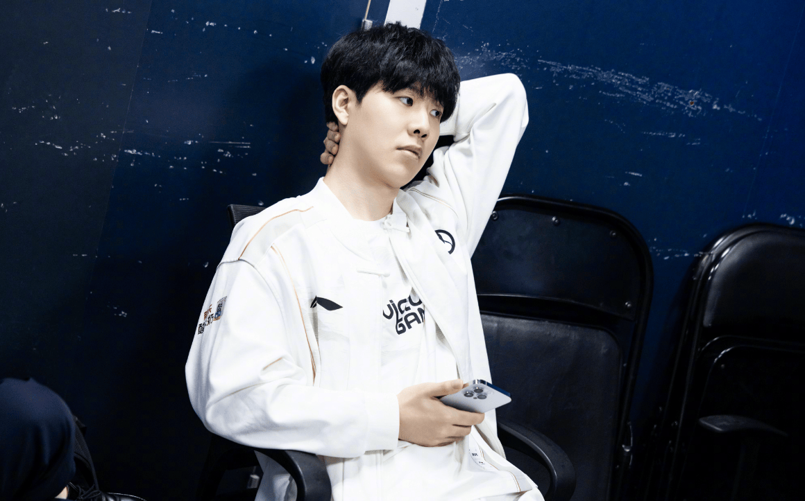 正加冕新的 正加冕新的