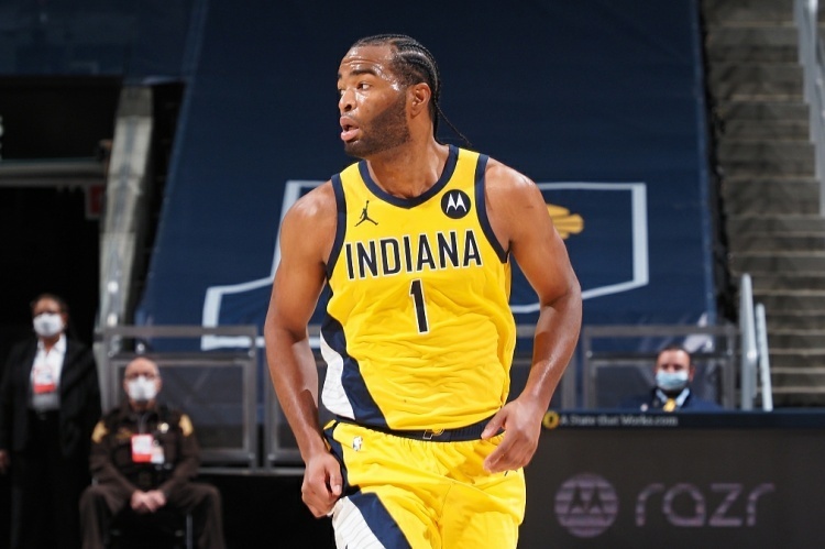 在短距离比 在短距离比