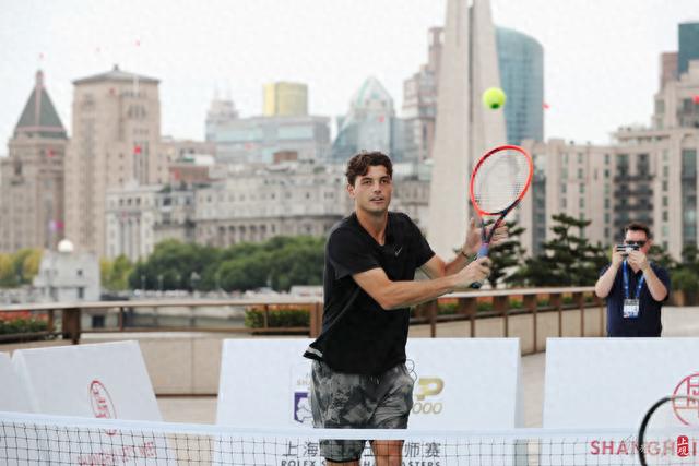 他们继续倾 他们继续倾